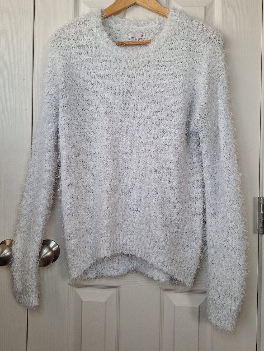 SO Fuzzy Y2K Style Women's Crewneck Sweater in White Size Medium